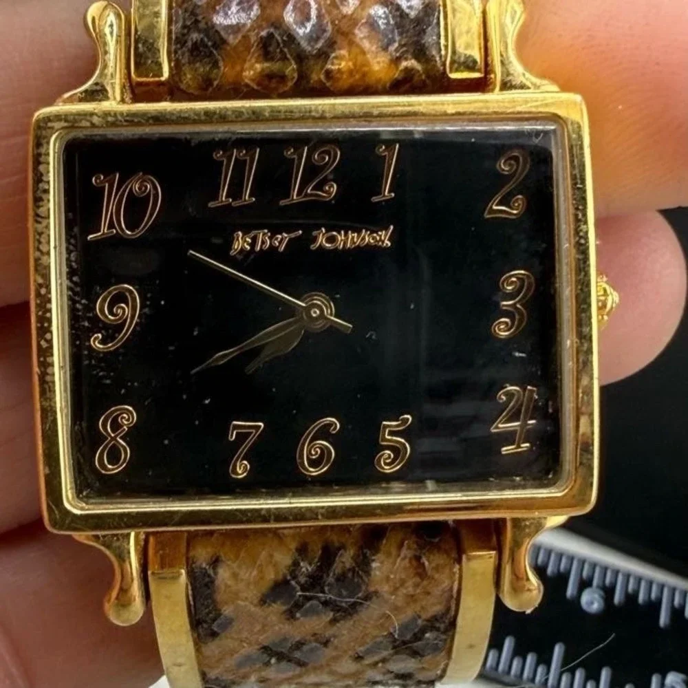 Vintage Betsey Johnson Watch Animal Print‎ NEEDS BATTERY 6